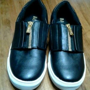 IMAN ZIP-UP SLIP-ON  SNEAKERS